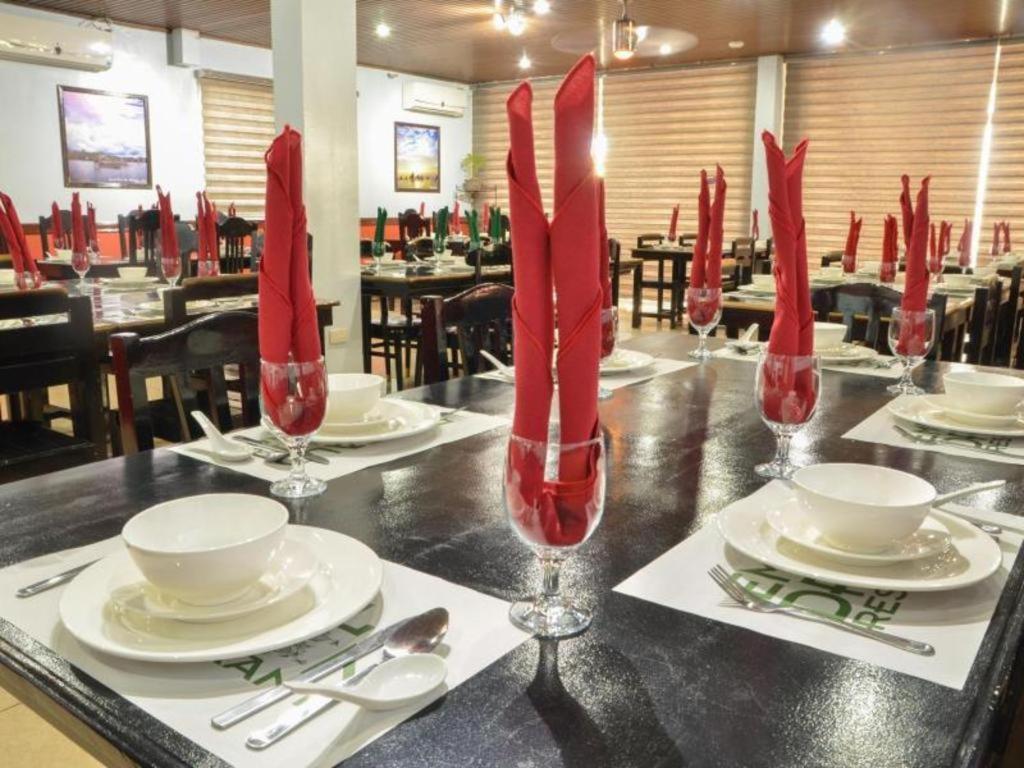 The Premiere Business Hotel Kalibo Zewnętrze zdjęcie