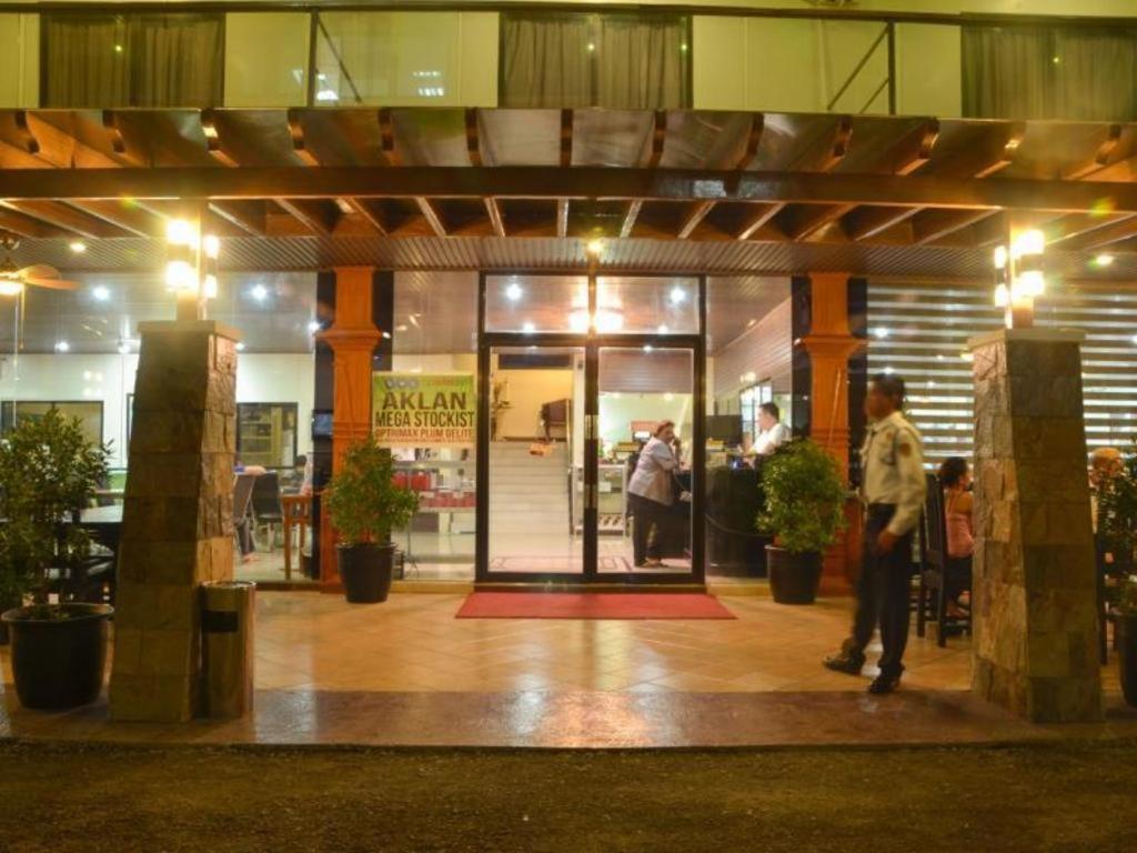 The Premiere Business Hotel Kalibo Zewnętrze zdjęcie