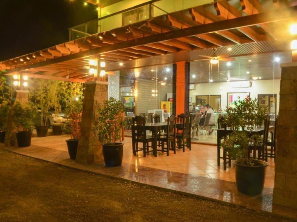 The Premiere Business Hotel Kalibo Zewnętrze zdjęcie