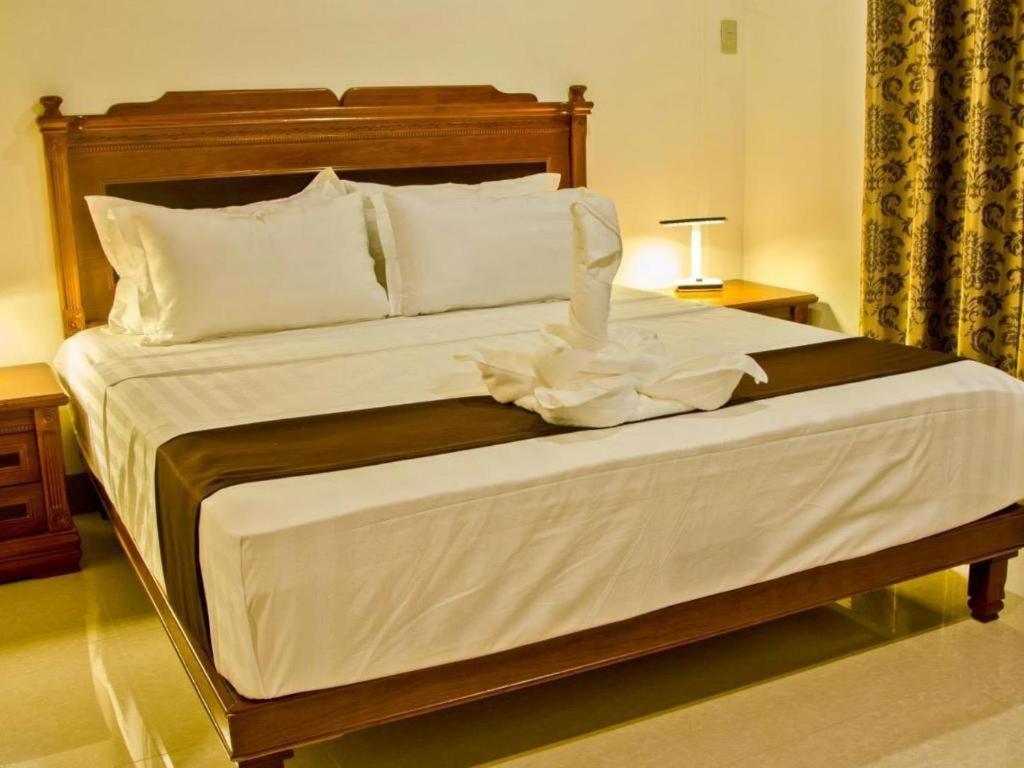 The Premiere Business Hotel Kalibo Zewnętrze zdjęcie