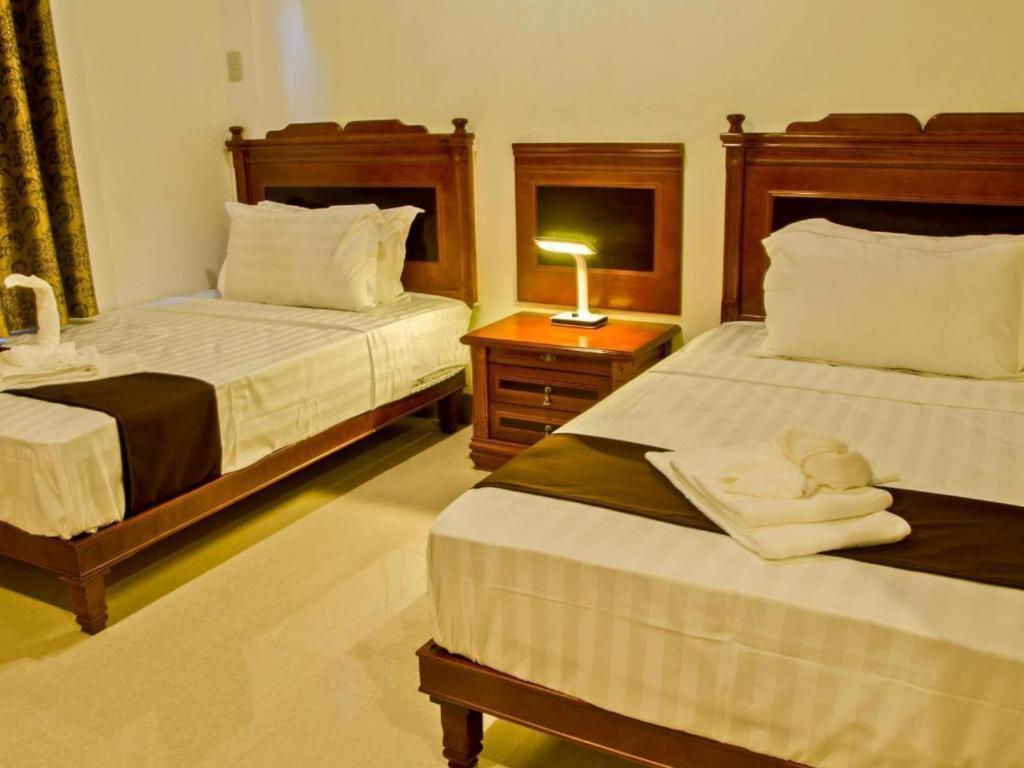 The Premiere Business Hotel Kalibo Zewnętrze zdjęcie